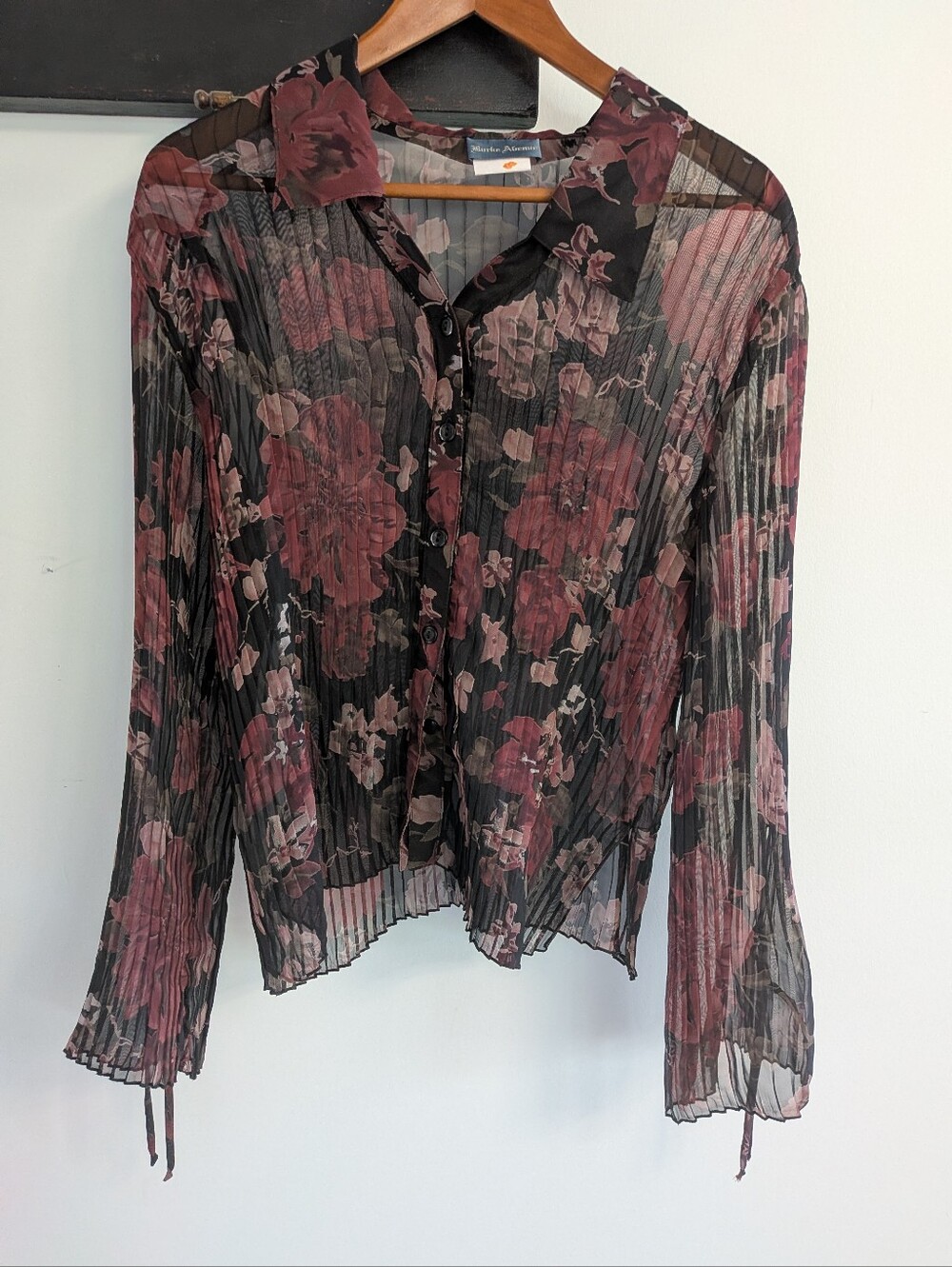 VINTAGE Floral Sheer Button-Front Blouse - Black & Rose